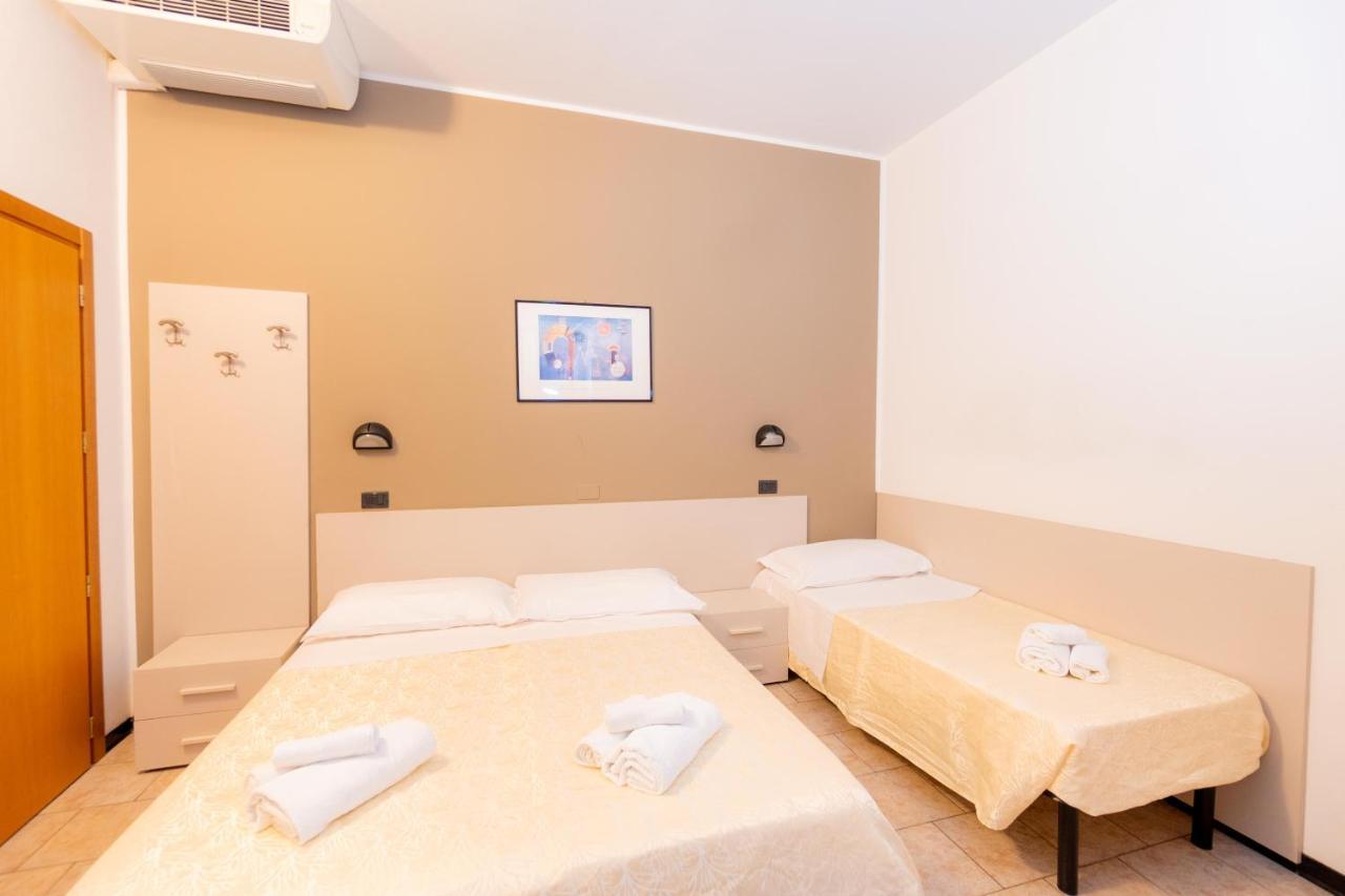 Hotel Galileo ริมินี ภายนอก รูปภาพ