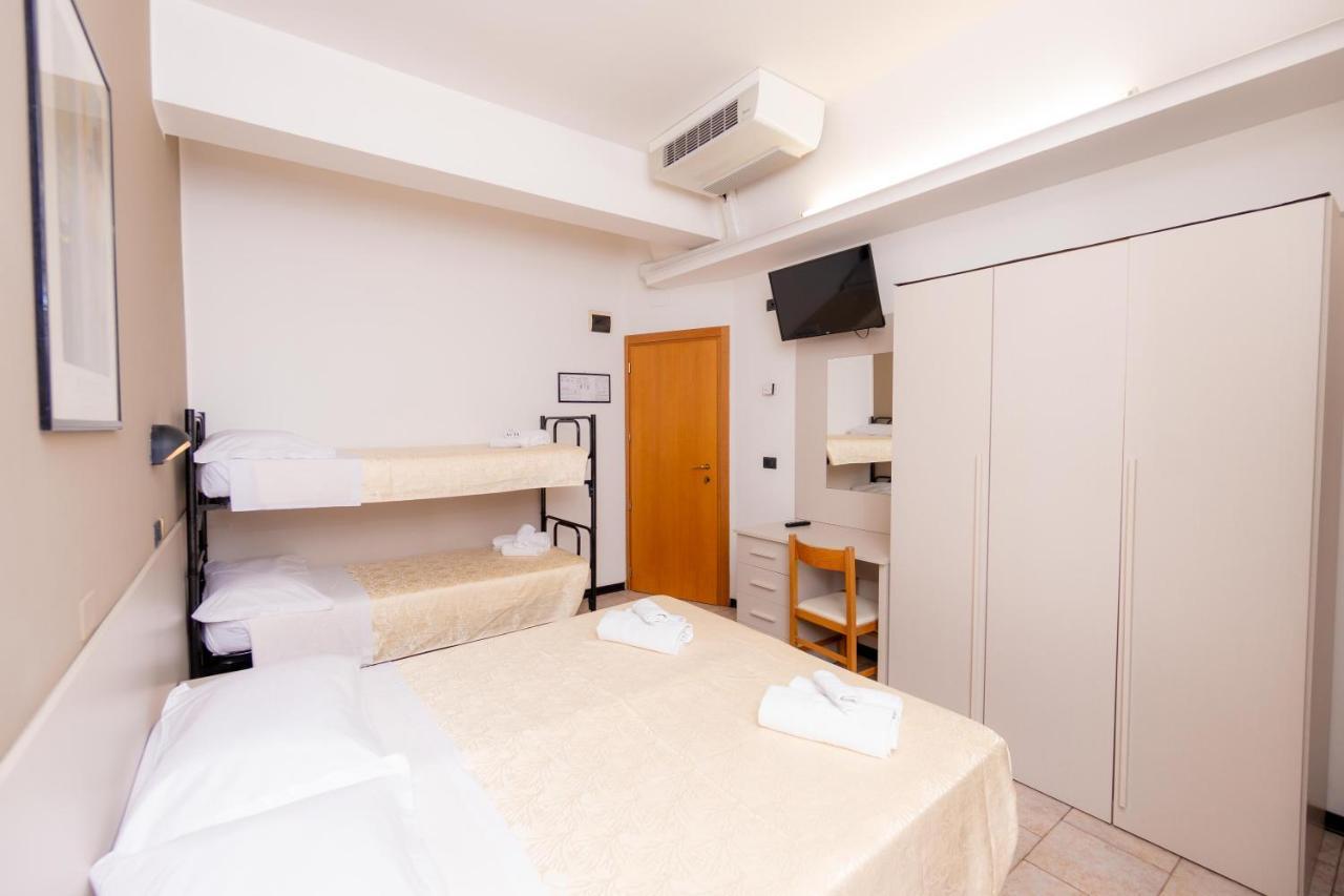 Hotel Galileo ริมินี ภายนอก รูปภาพ